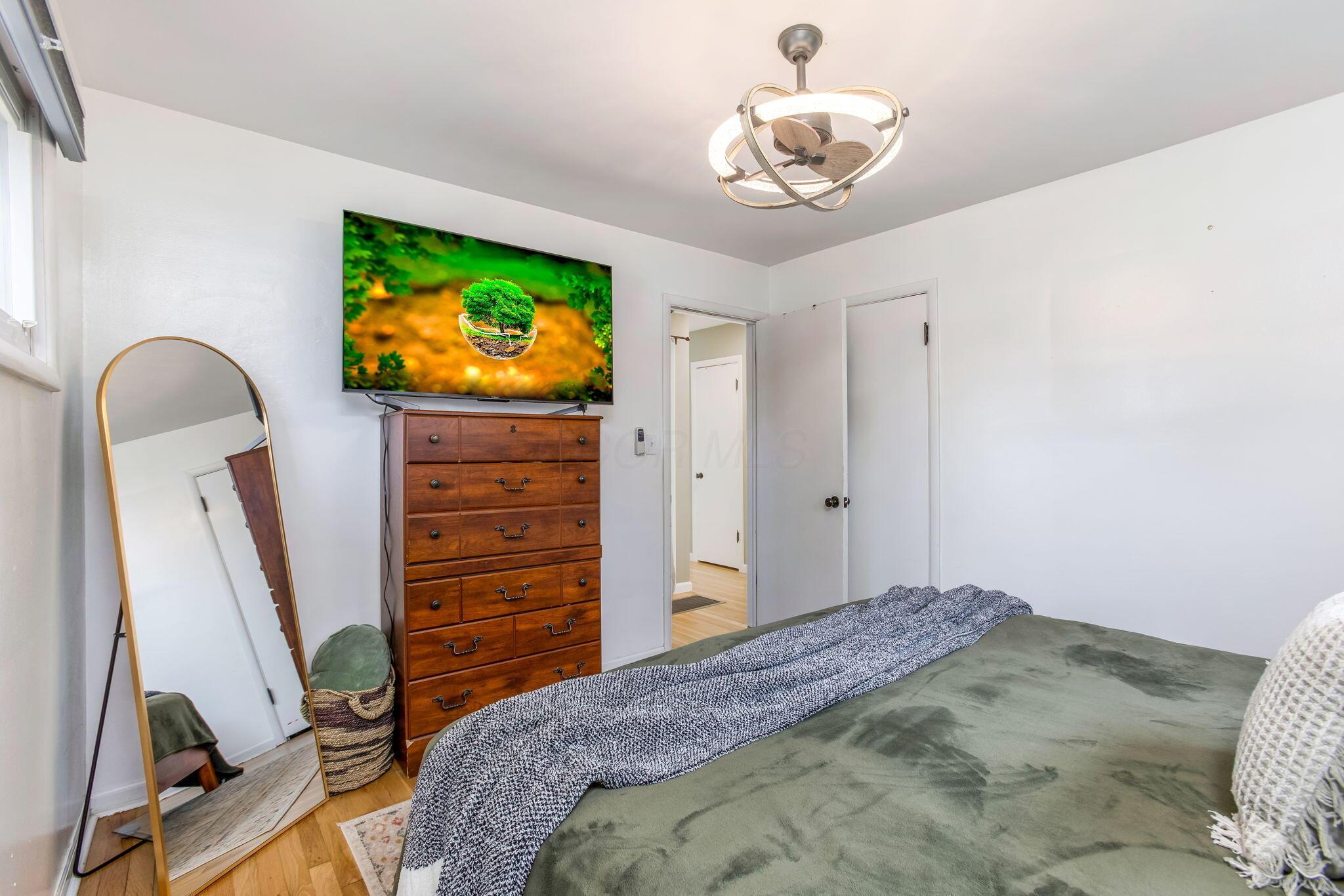 2232 Edgevale Road