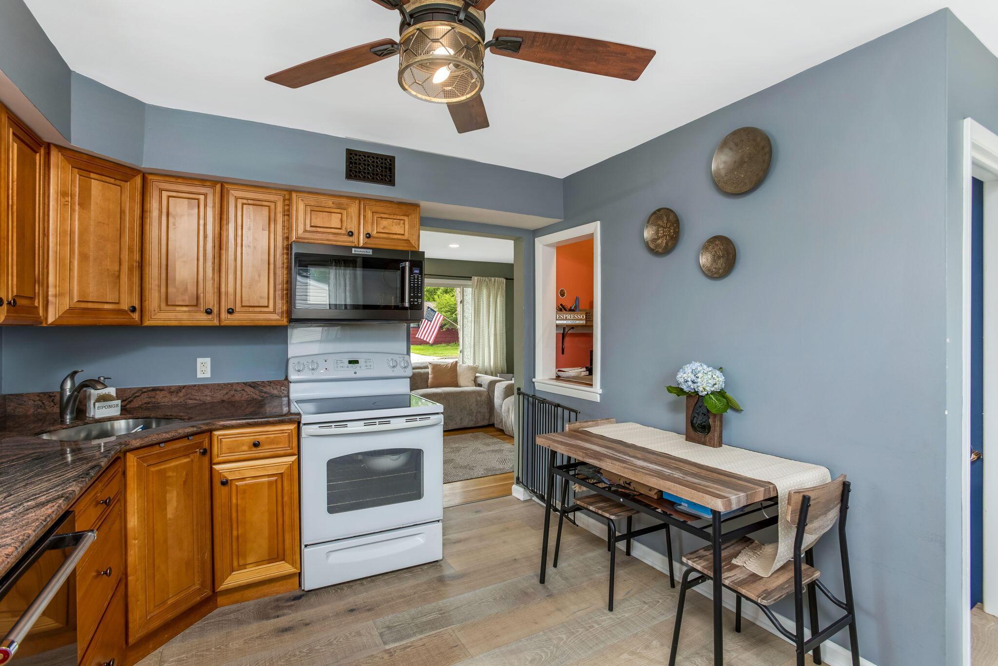 2232 Edgevale Road