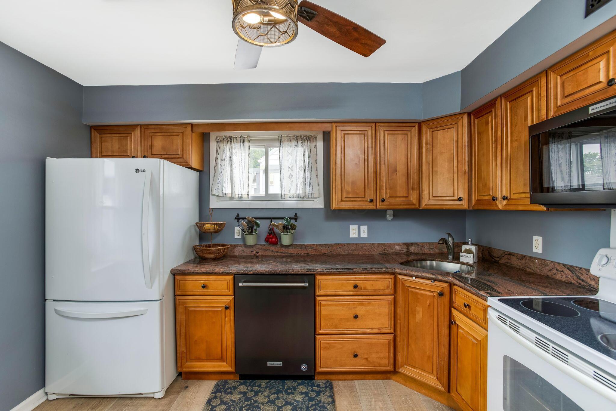 2232 Edgevale Road