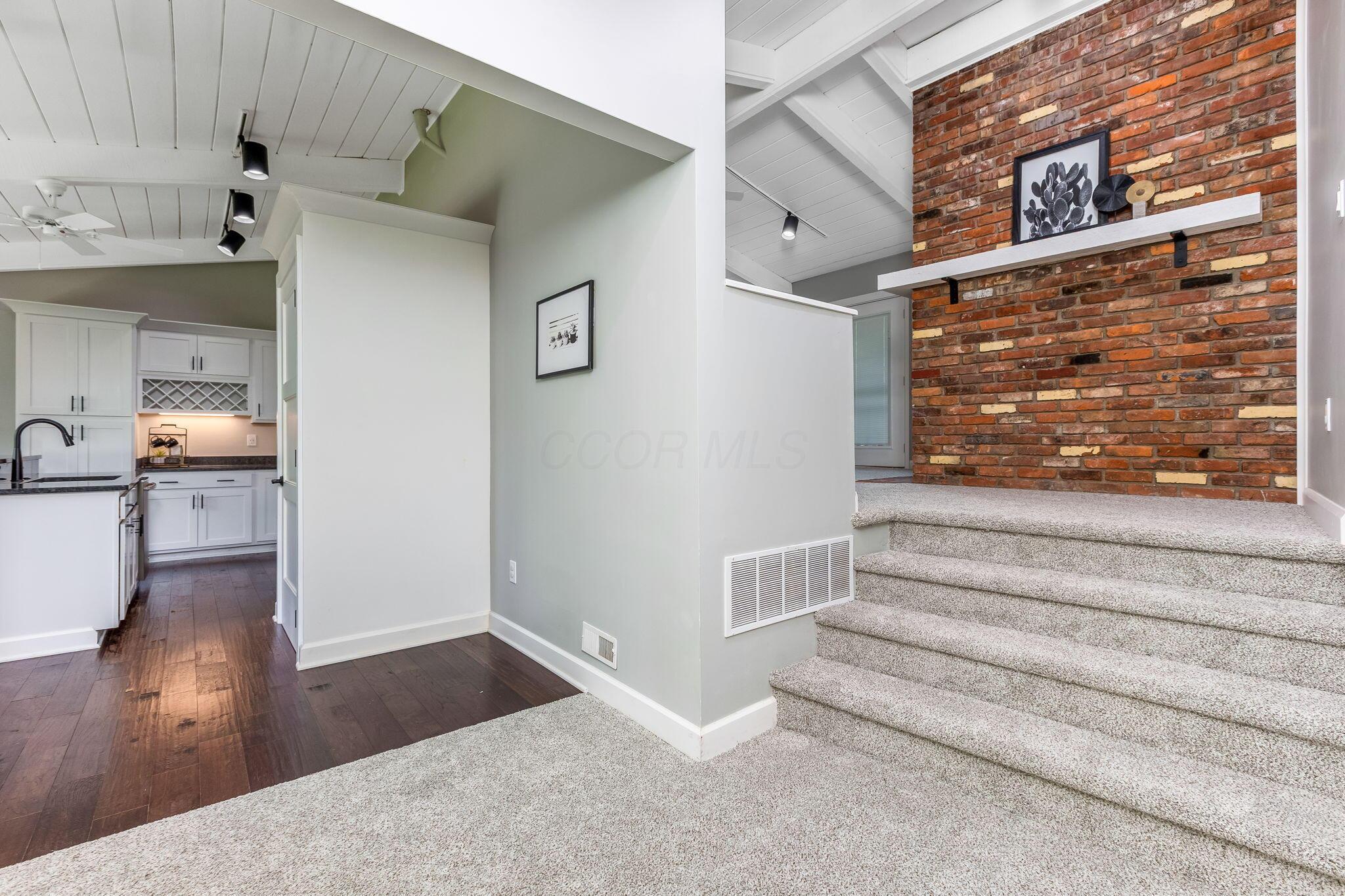 2109 W 5th Avenue, C