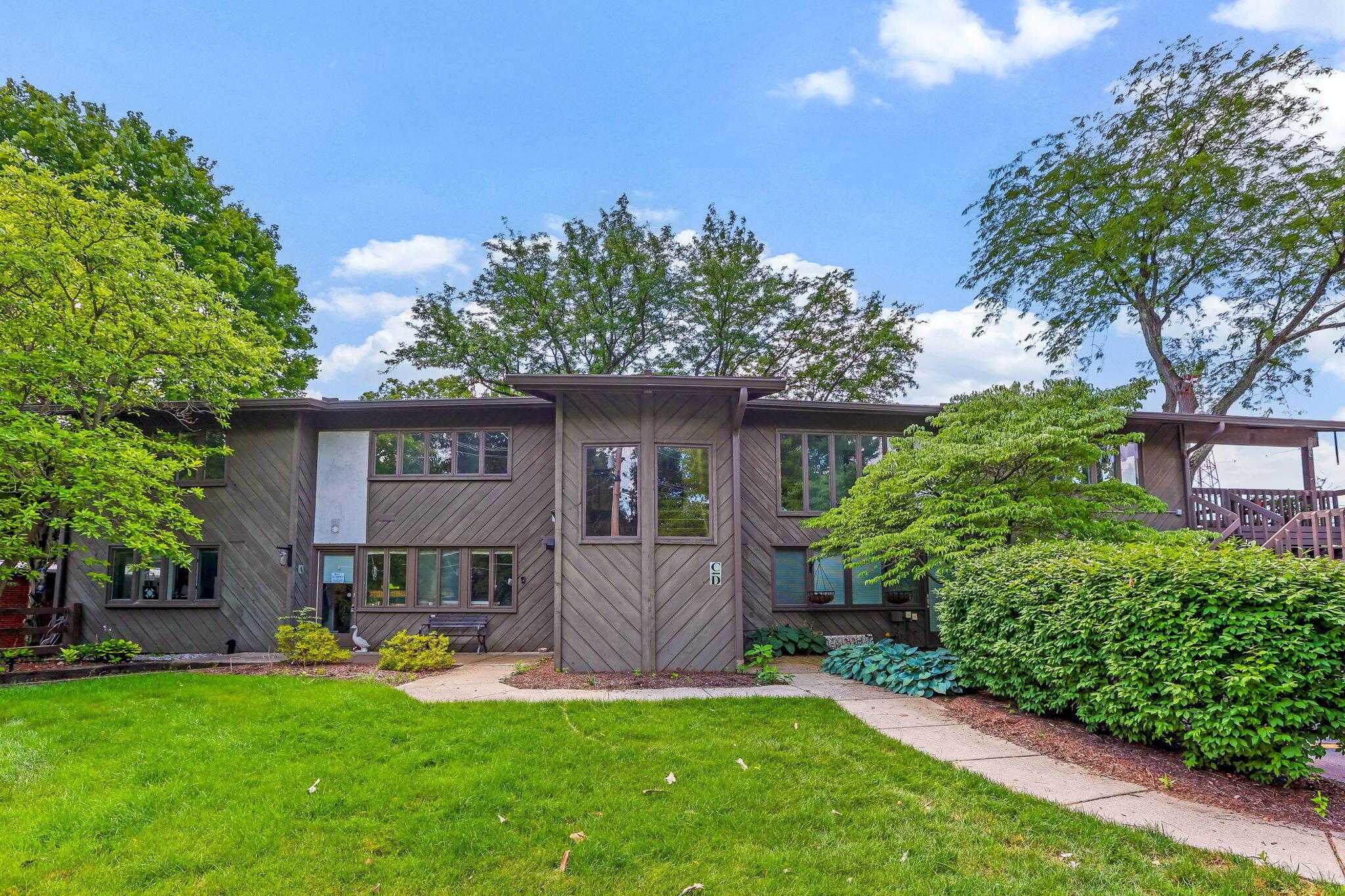 2109 W 5th Avenue, C