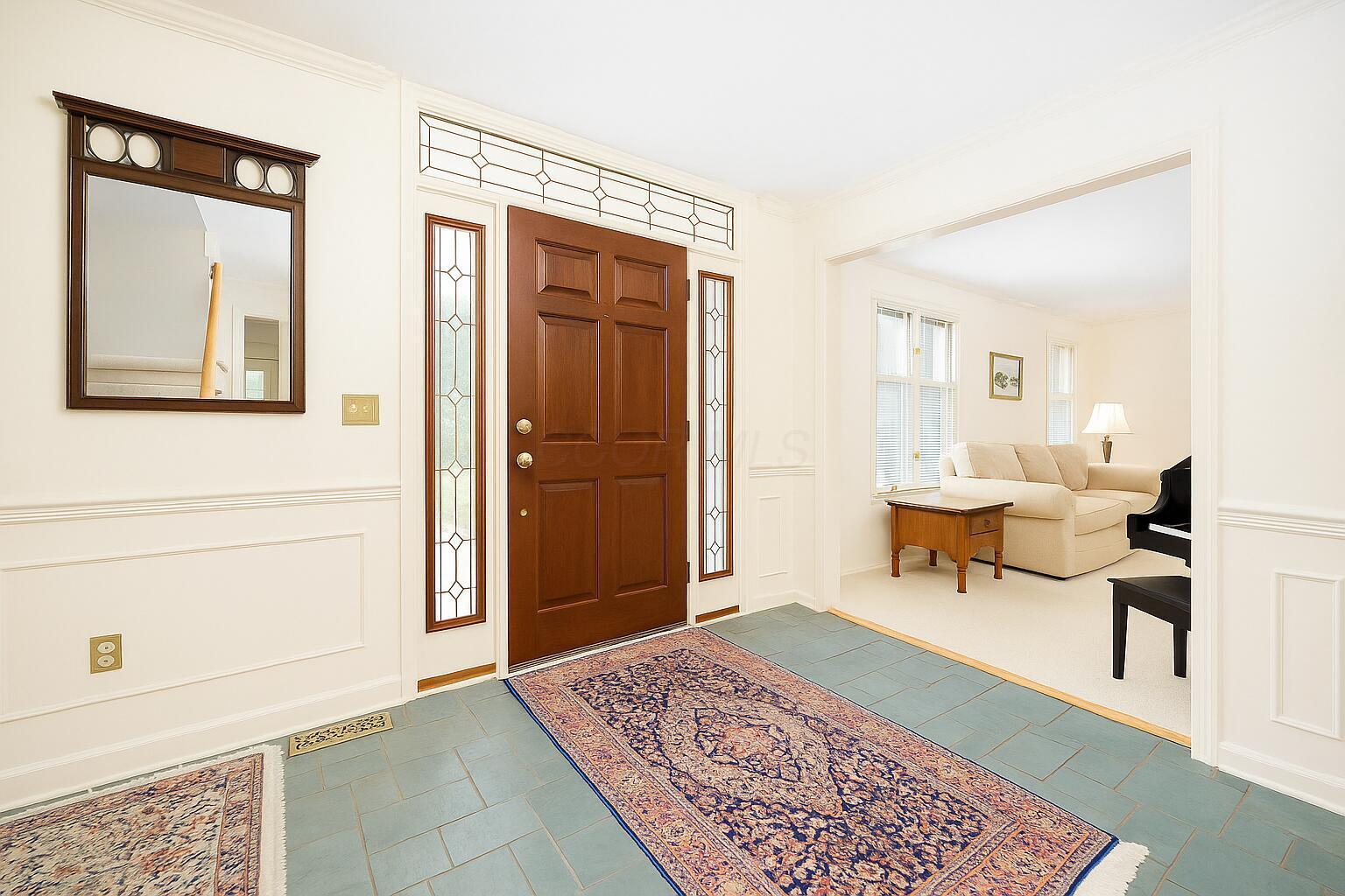 2560 Chartwell