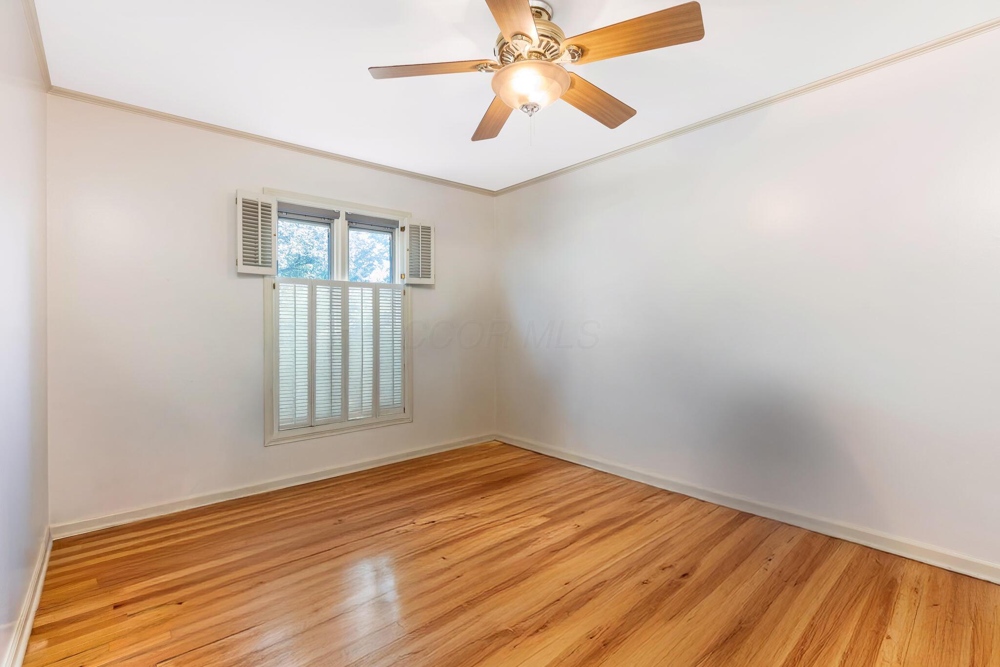 2560 Chartwell