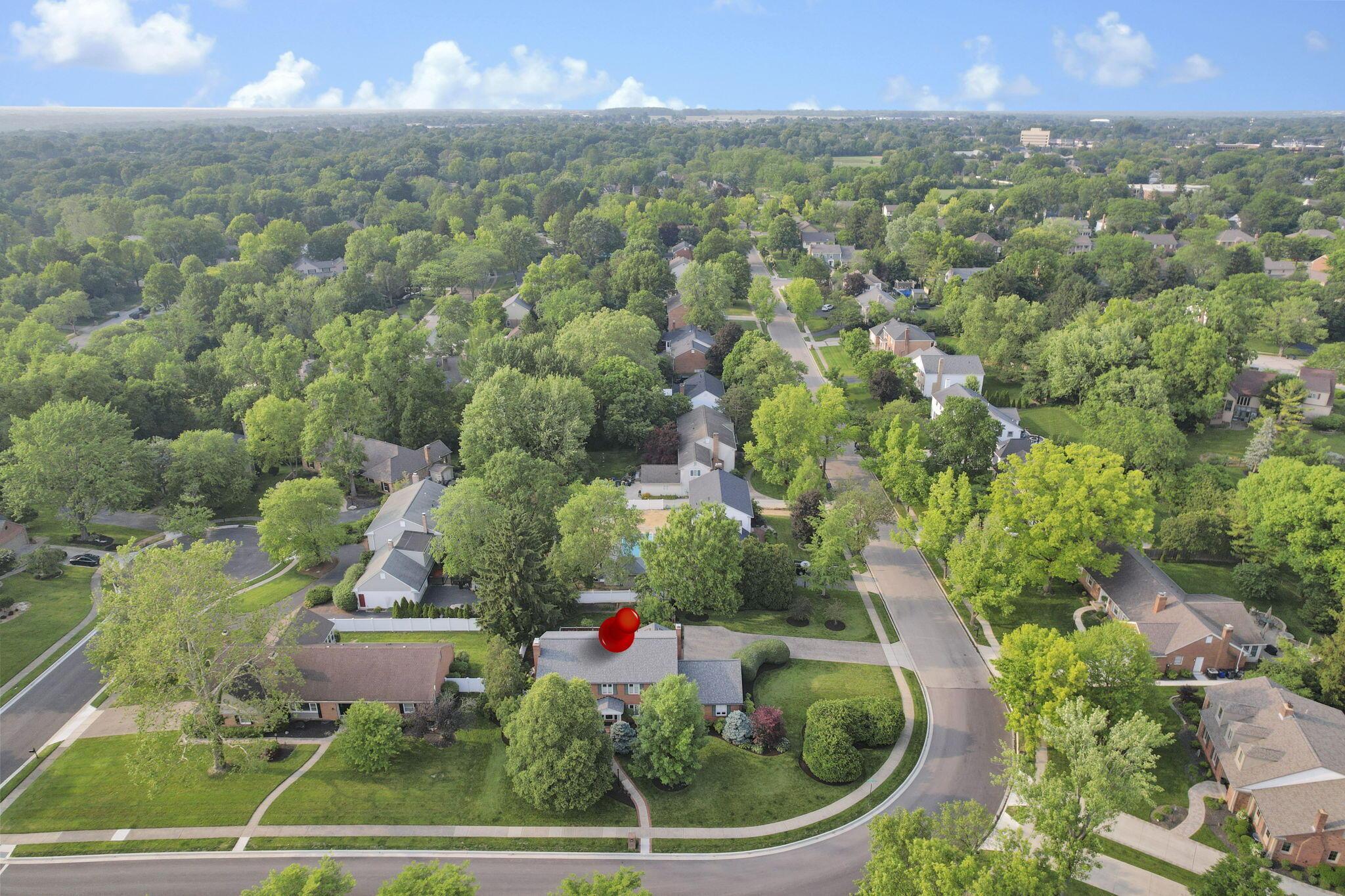 2560 Chartwell