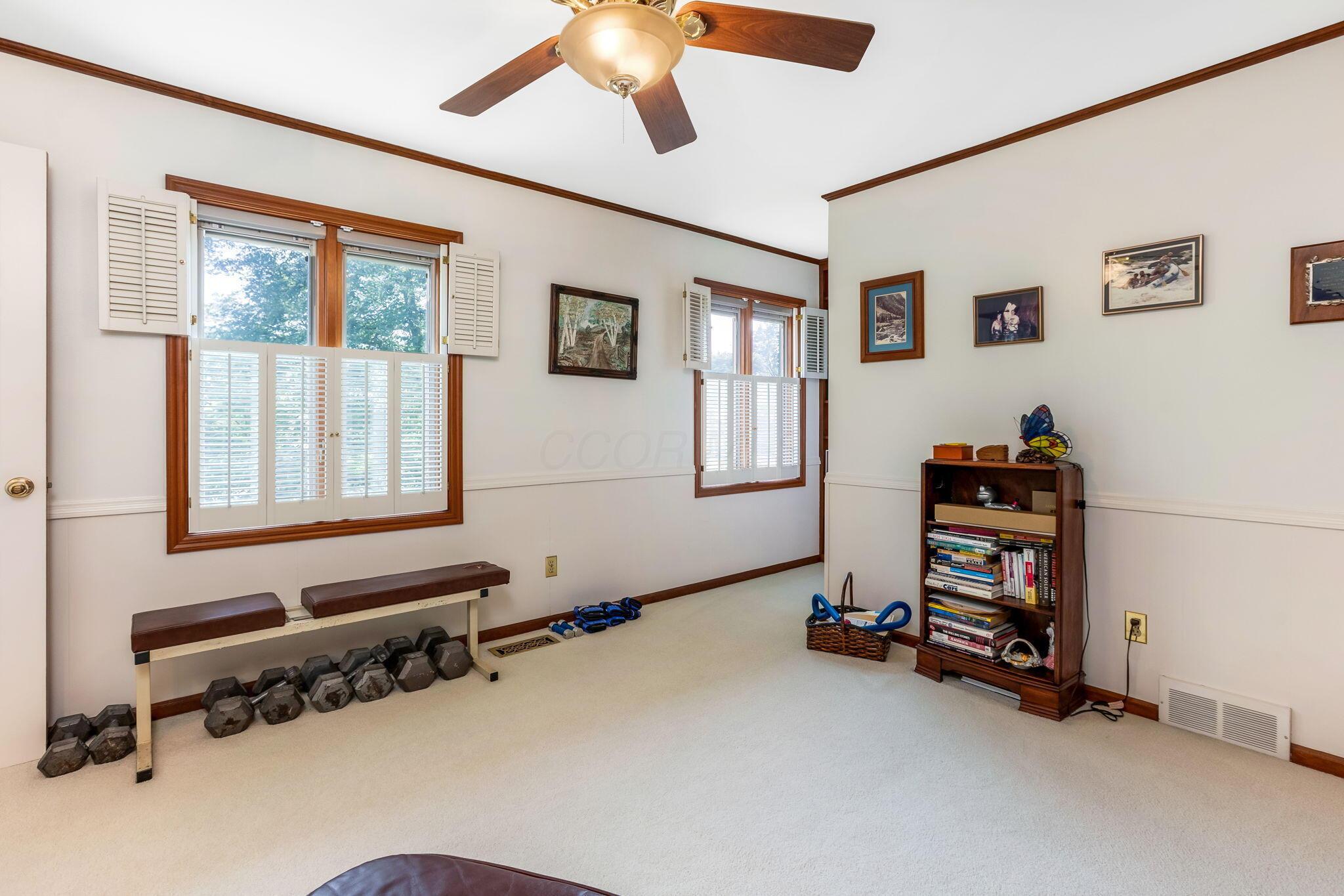 2560 Chartwell