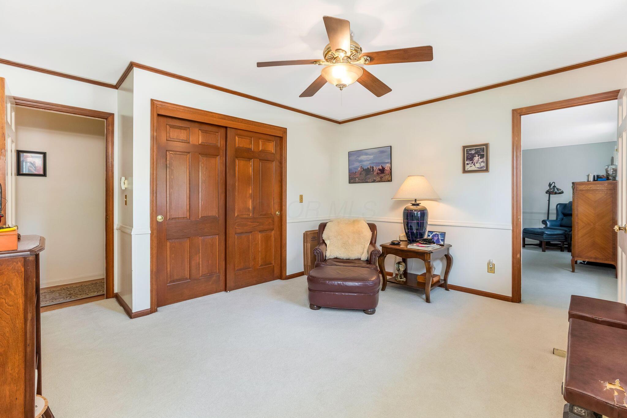 2560 Chartwell