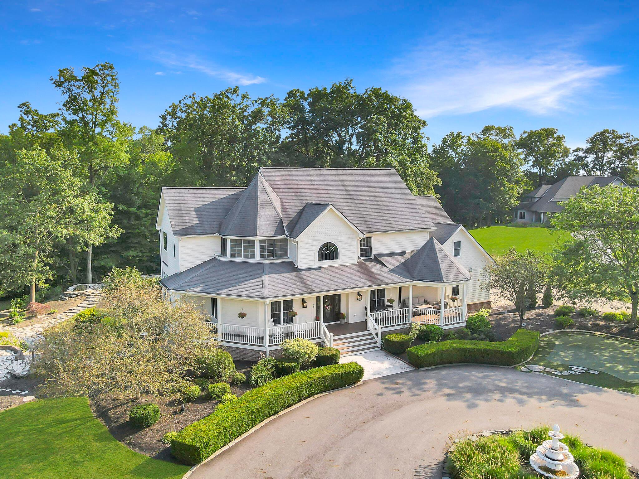 27 Greenloch Court