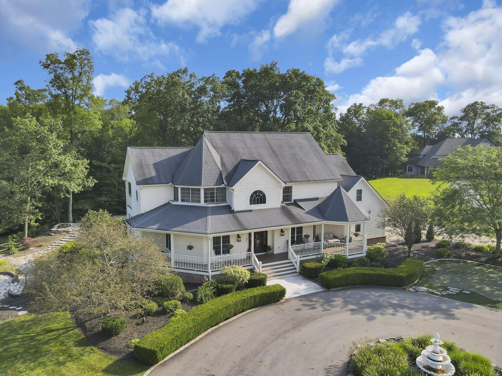 27 Greenloch Court