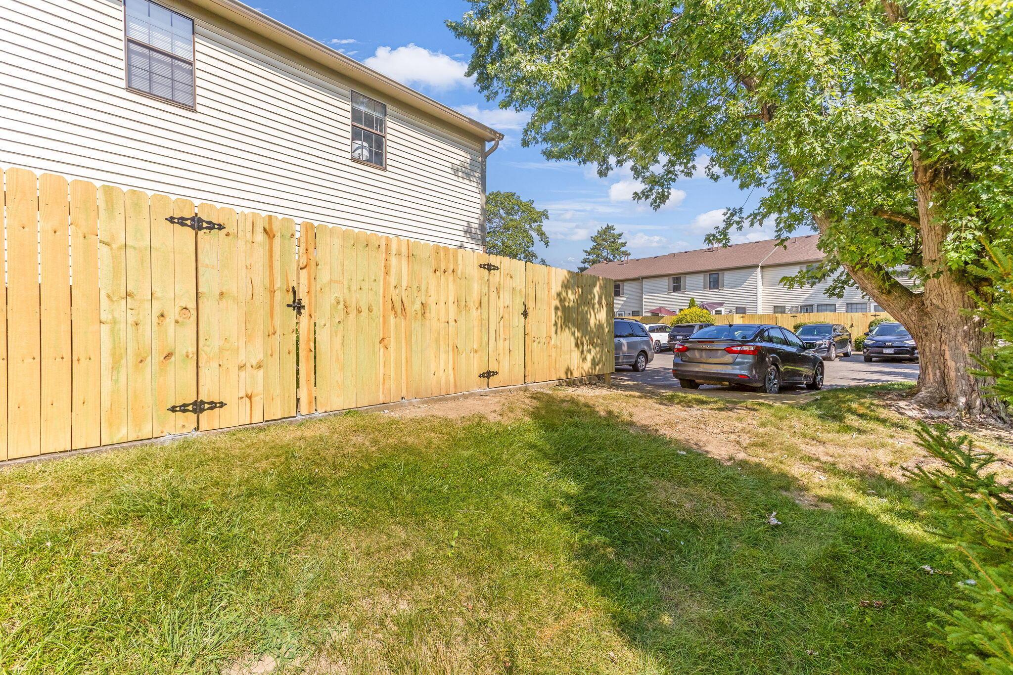 5300 Brandy Oaks Lane