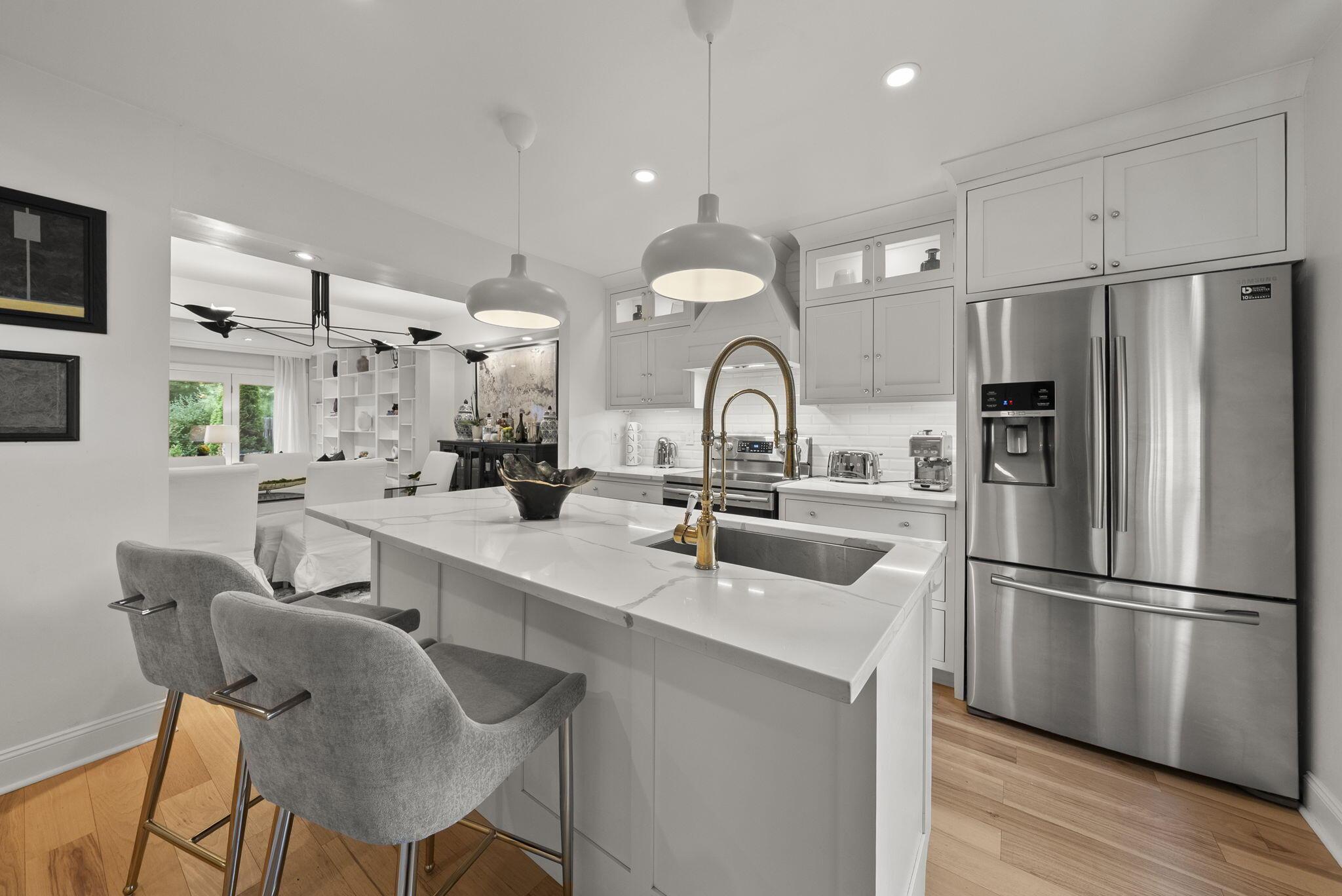2328 Sedgwick Drive