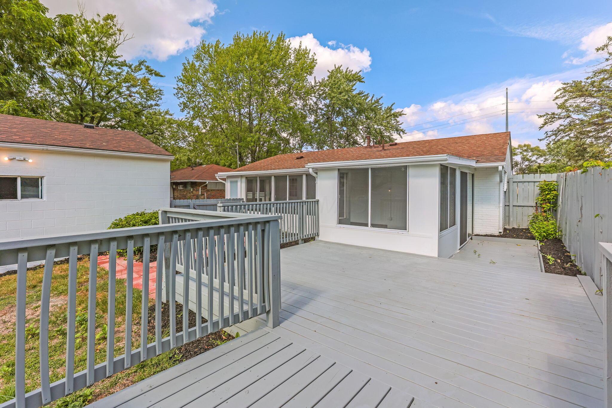 1721 Bostwick Road