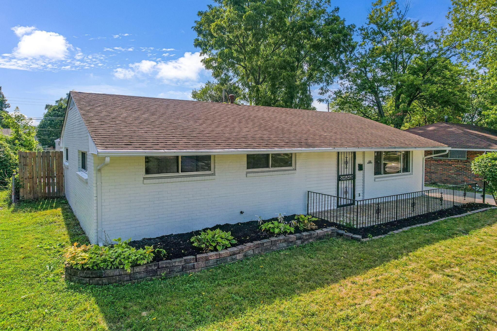 1721 Bostwick Road
