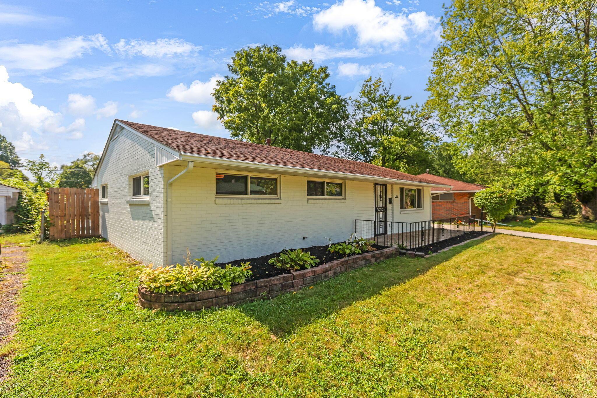1721 Bostwick Road