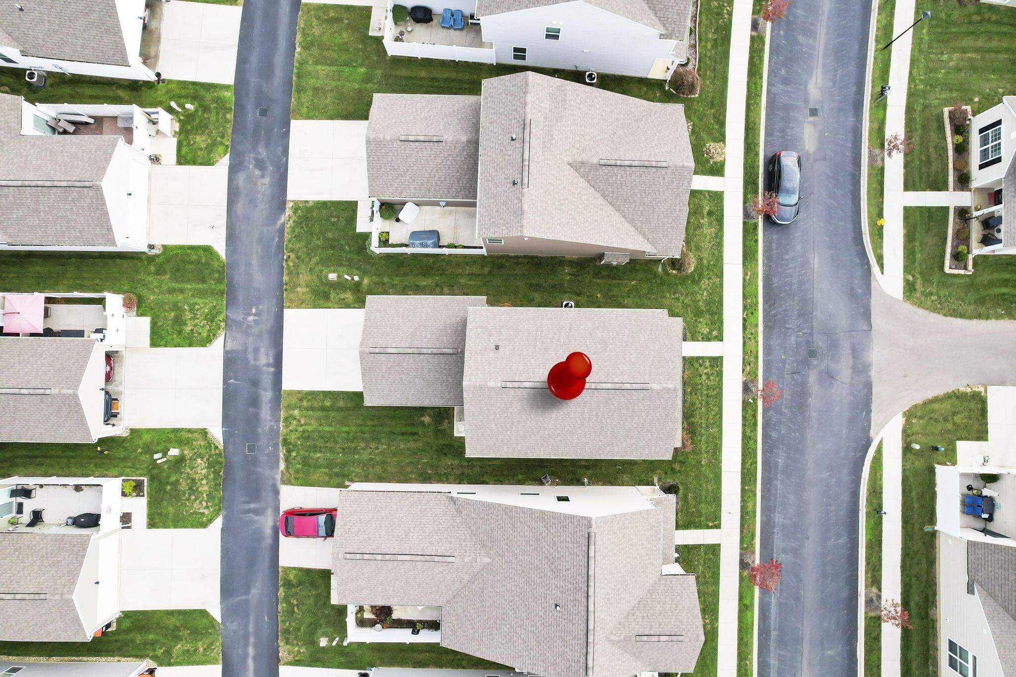 2026 Freehold Street