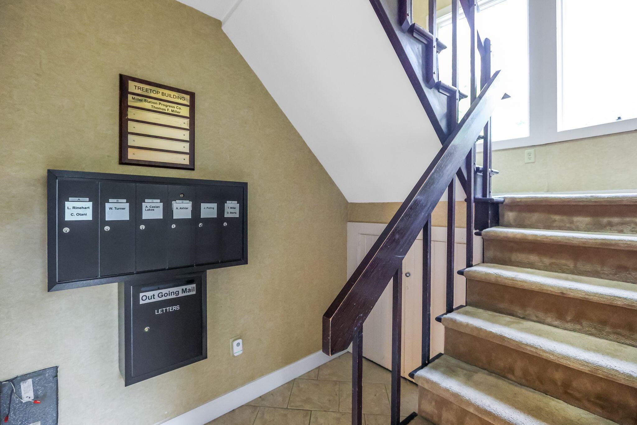 2109 W 5th Avenue, C, Grandview Unit: C
