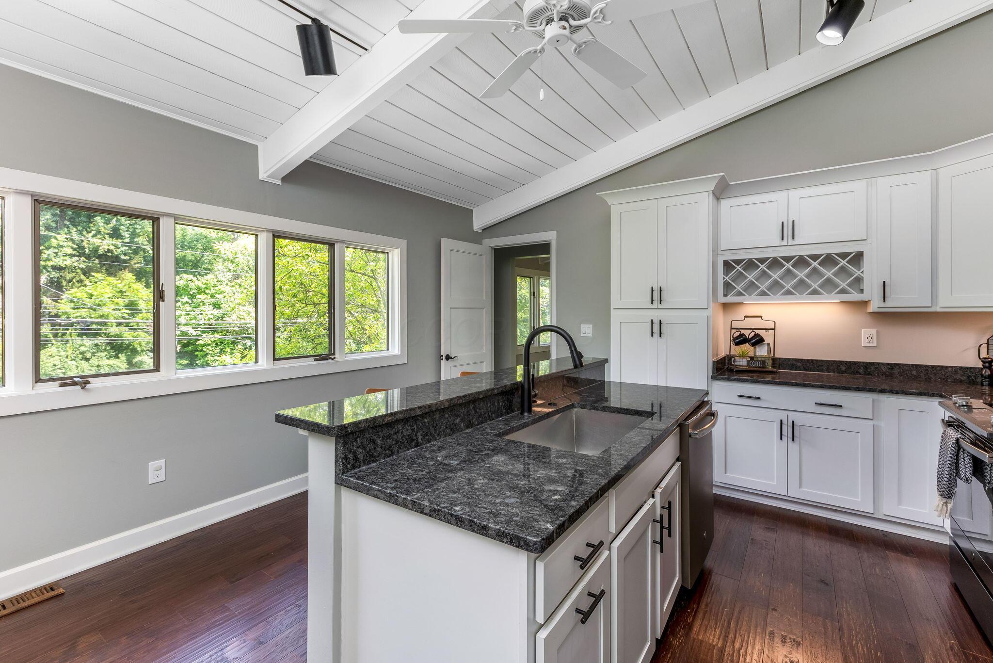 2109 W 5th Avenue, C, Grandview Unit: C