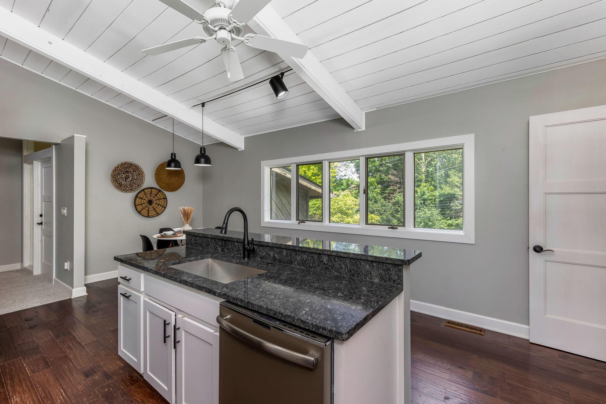 2109 W 5th Avenue, C, Grandview Unit: C