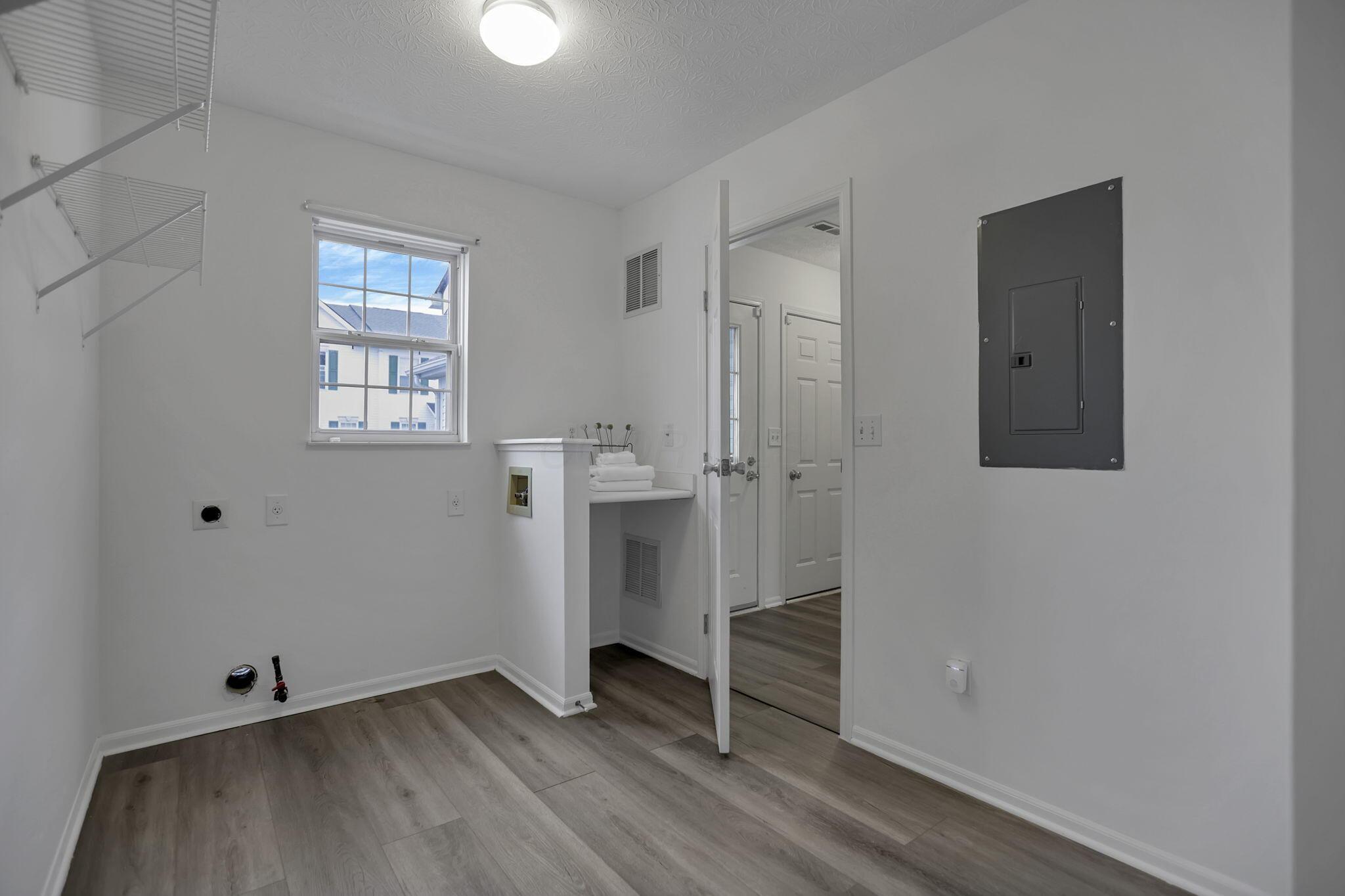 4641 Athalia Drive, 18b