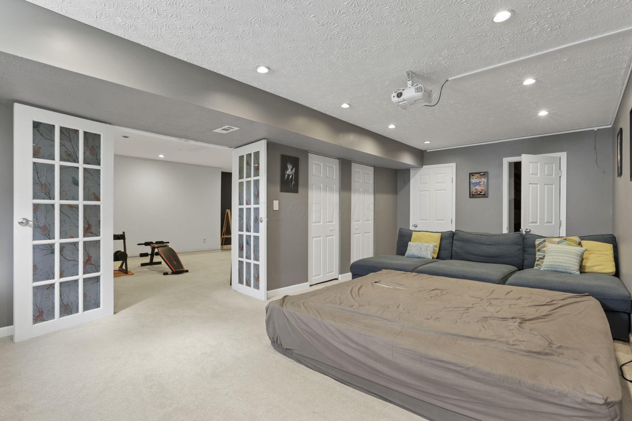 6492 River's Edge Drive