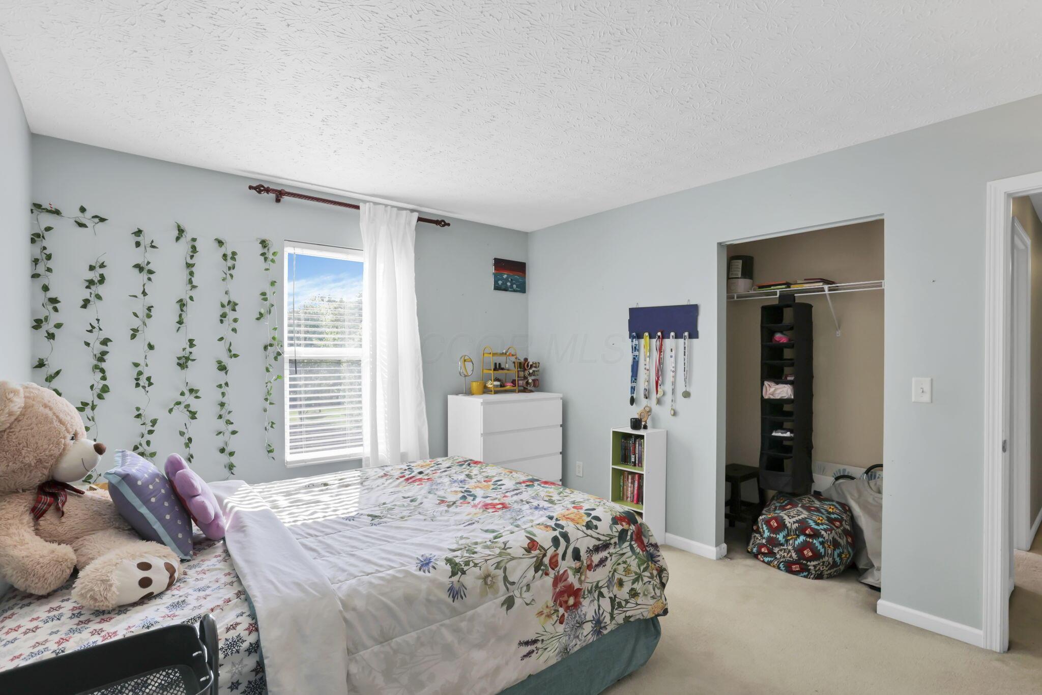 6492 River's Edge Drive