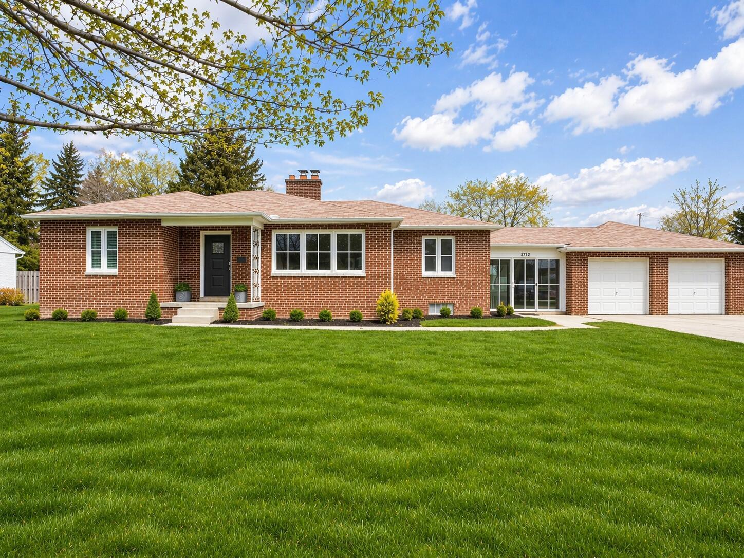 2112 Cresthill Drive