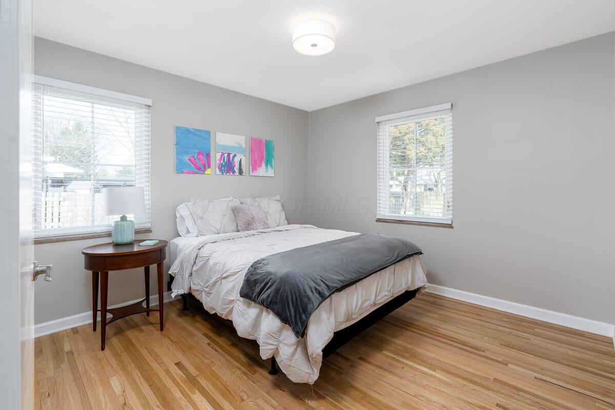 2112 Cresthill Drive