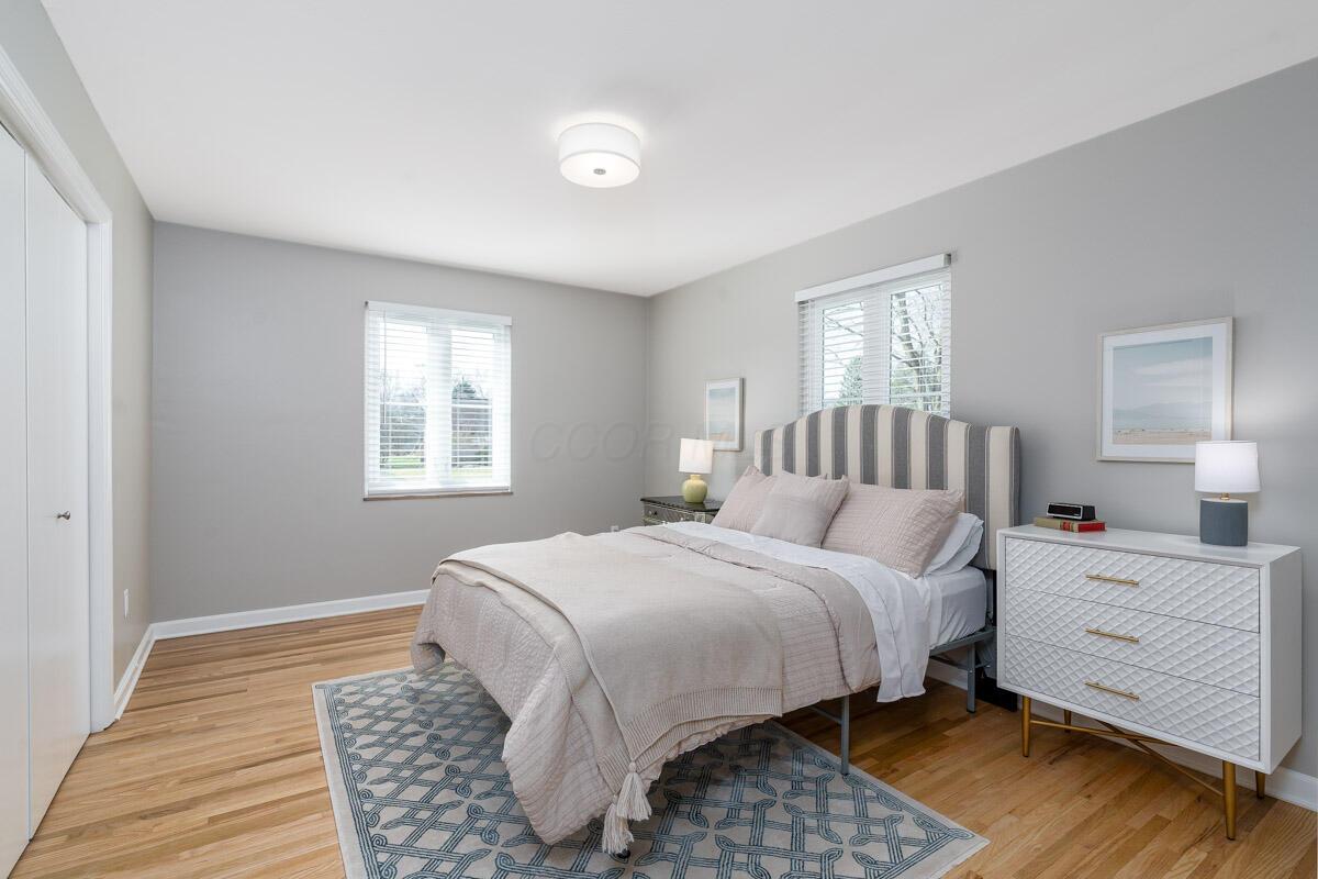 2112 Cresthill Drive