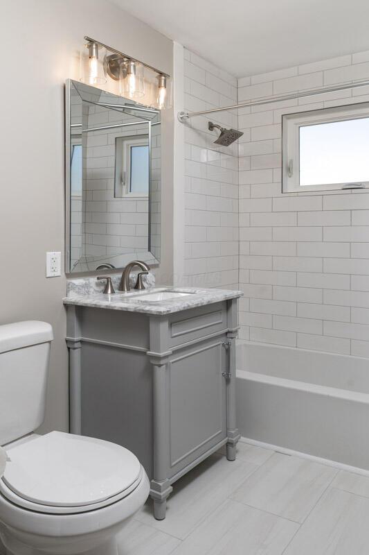 2112 Cresthill Drive