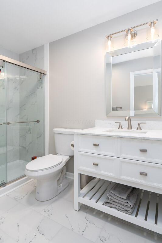 2112 Cresthill Drive