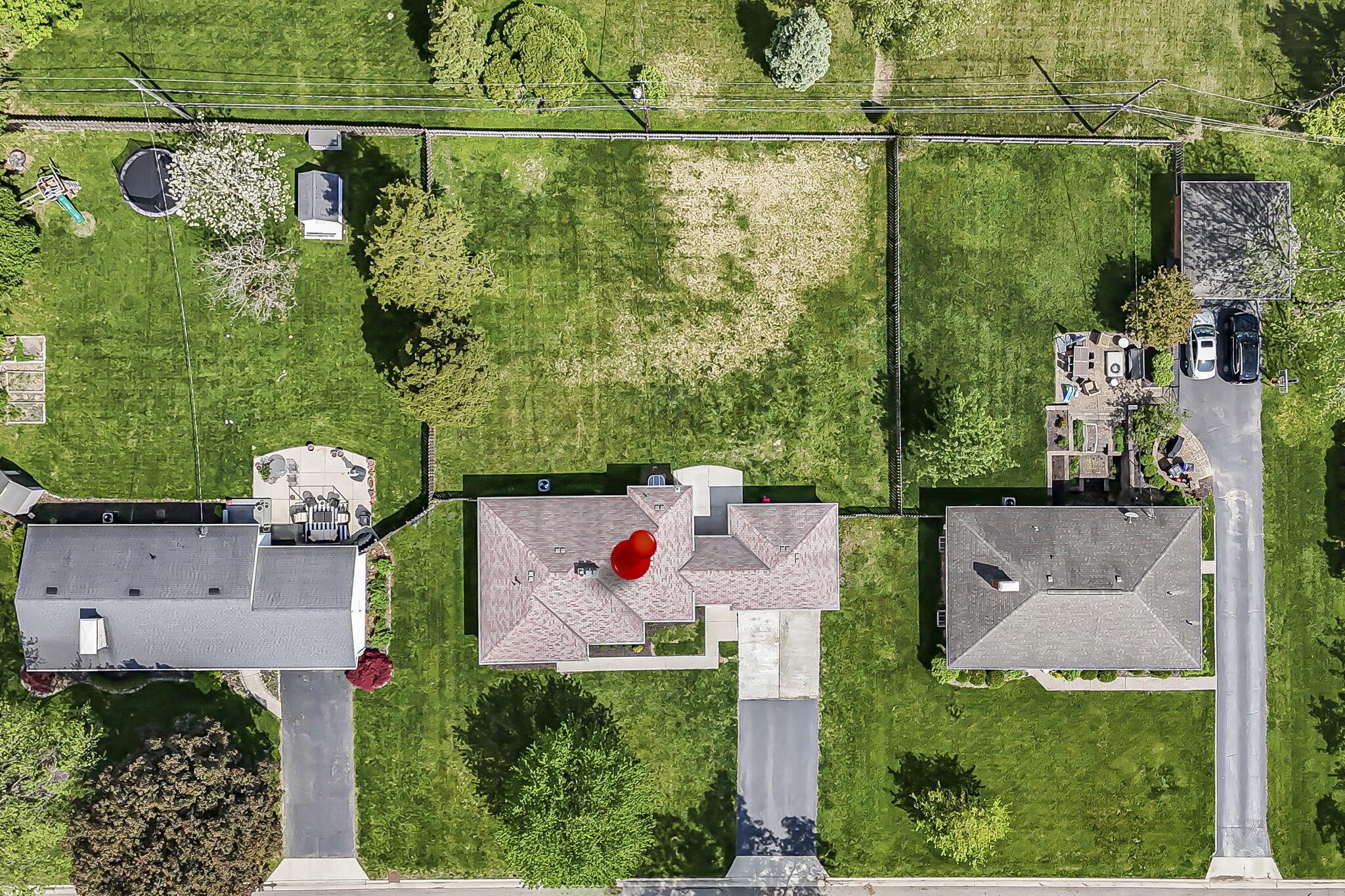 2112 Cresthill Drive