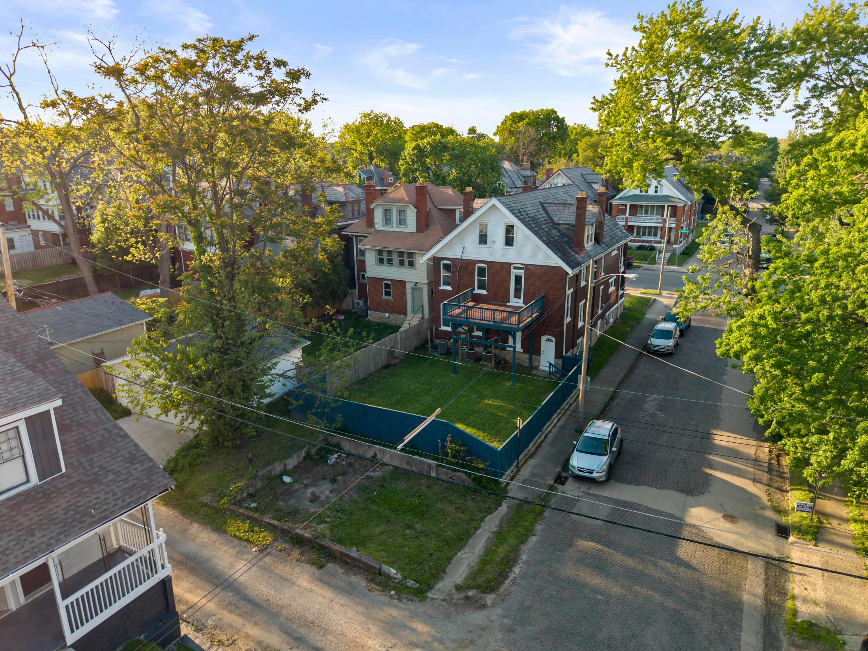 1667-1671 Bryden Road
