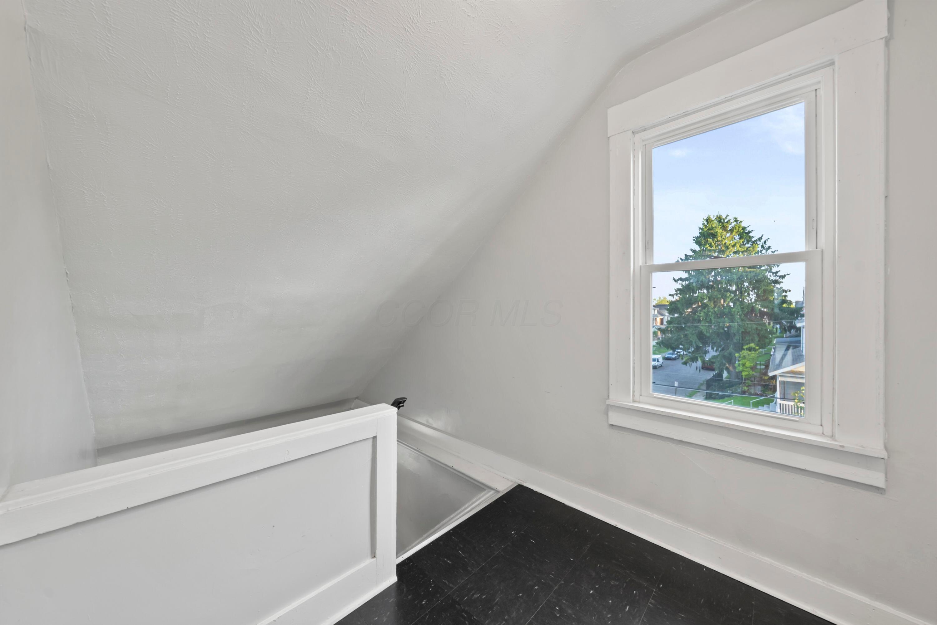 1667-1671 Bryden Road
