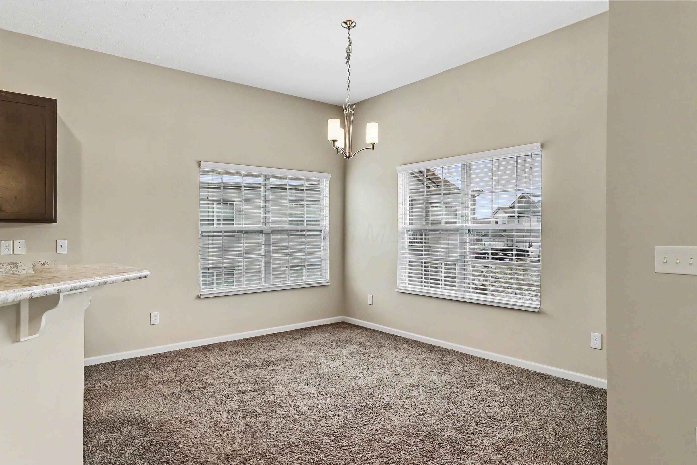 800 Redwood Lane