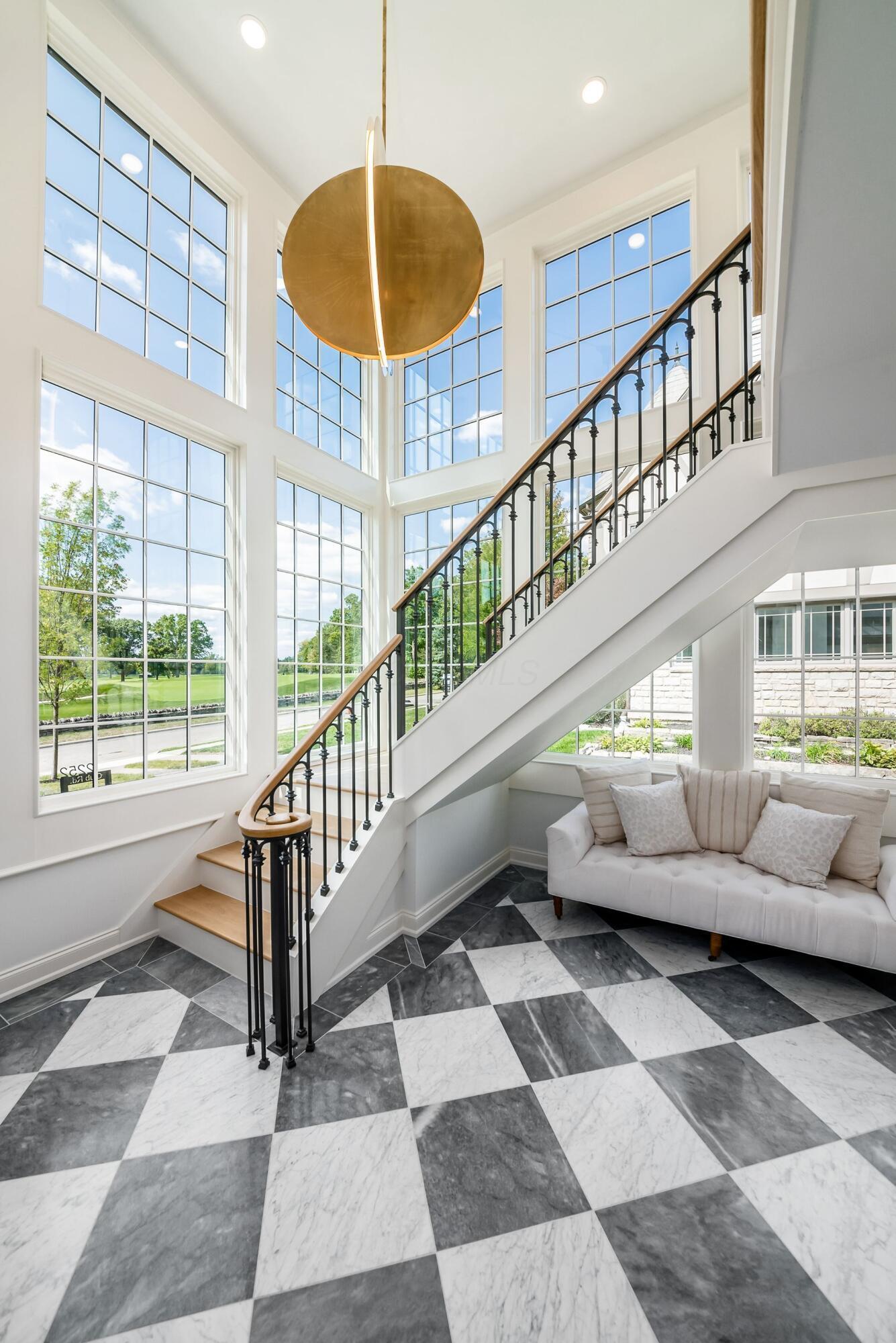 2252 Club Road