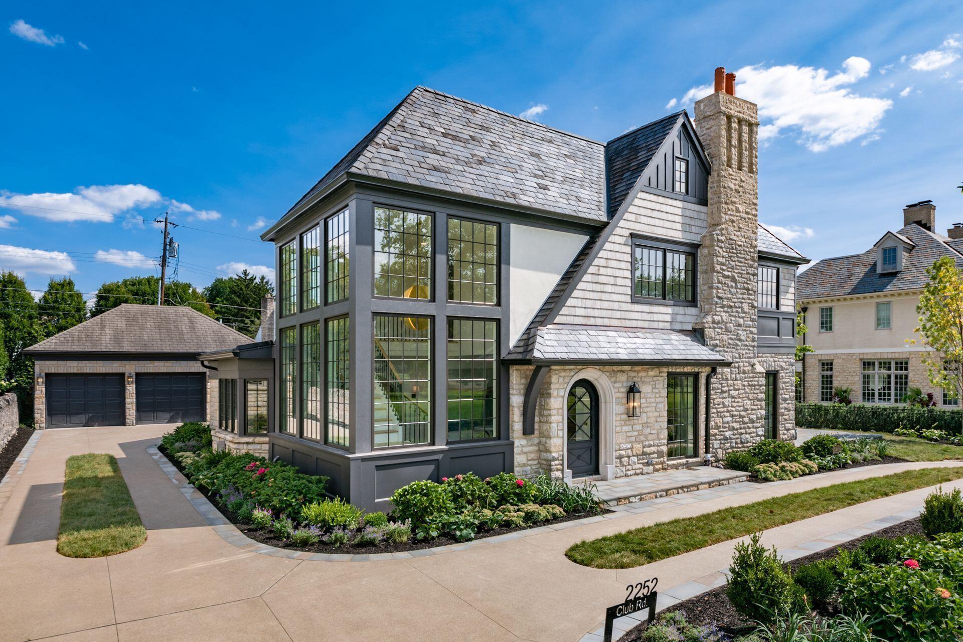 2252 Club Road