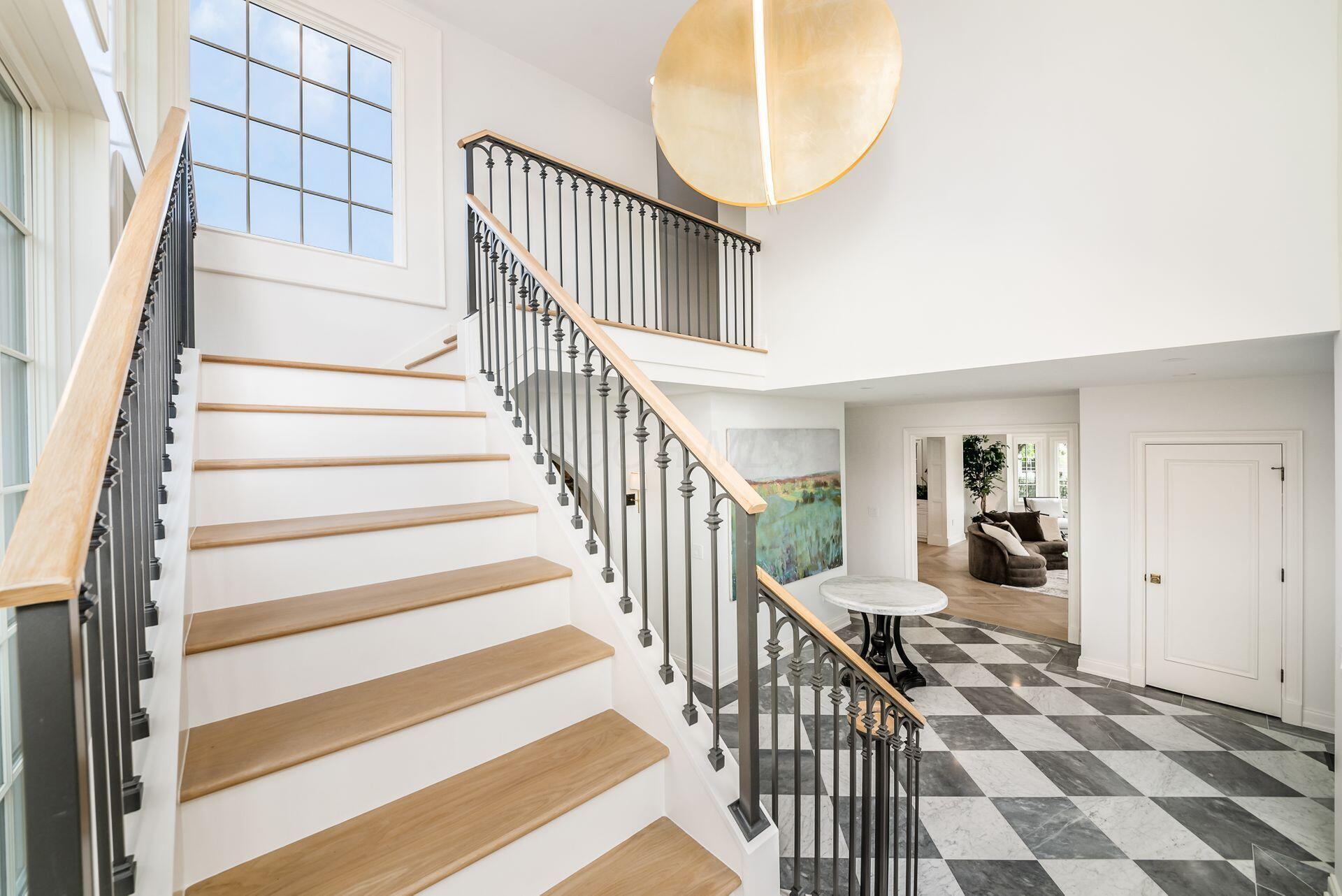 2252 Club Road