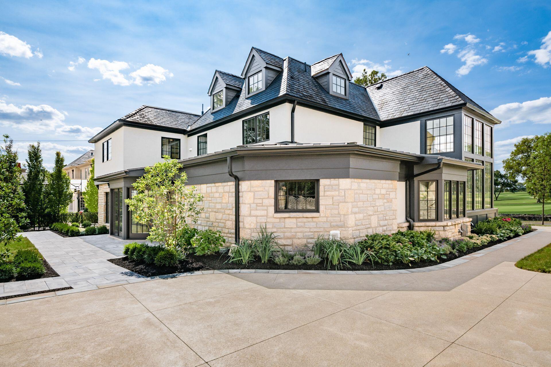 2252 Club Road