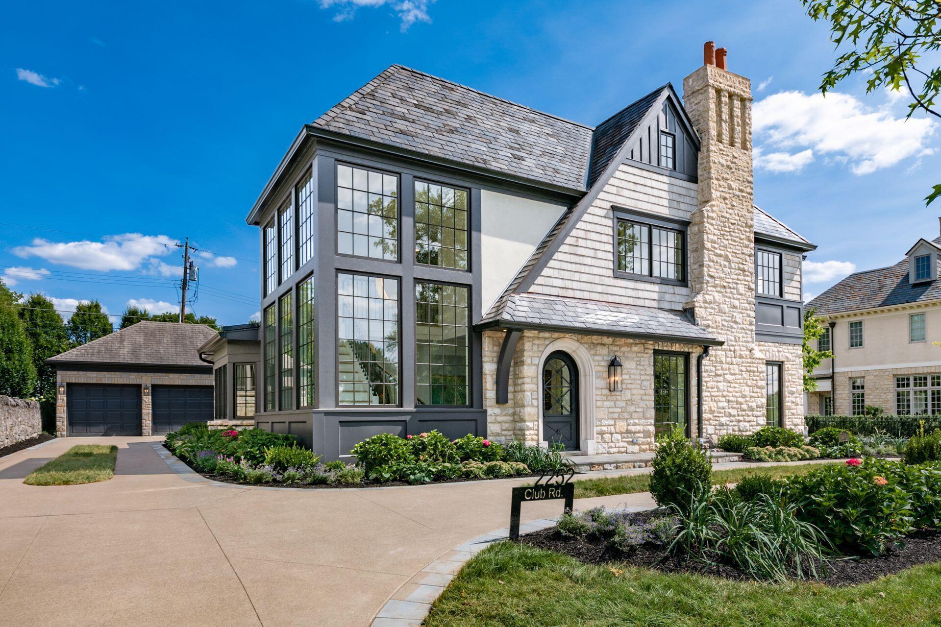 2252 Club Road