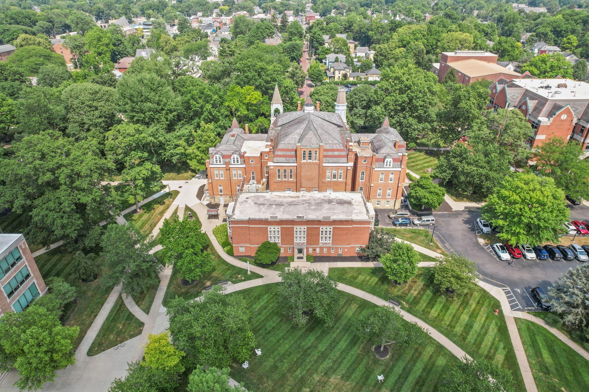 820 W Main Street