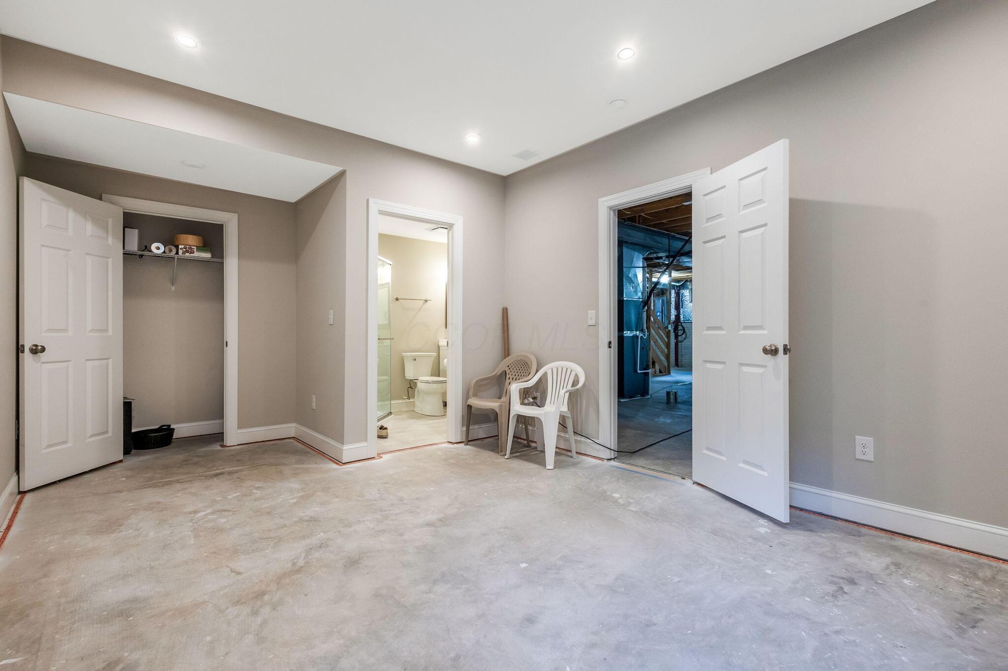 4378 Yellow Wood Drive