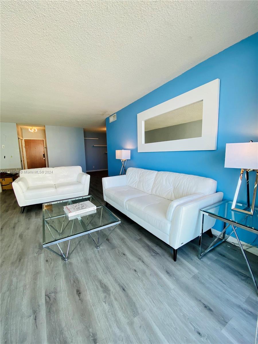 3901 E Ocean Dr # 7X