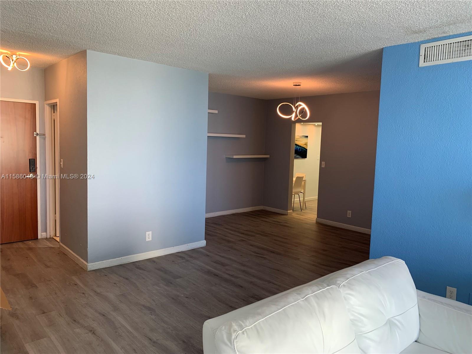 3901 E Ocean Dr # 7X