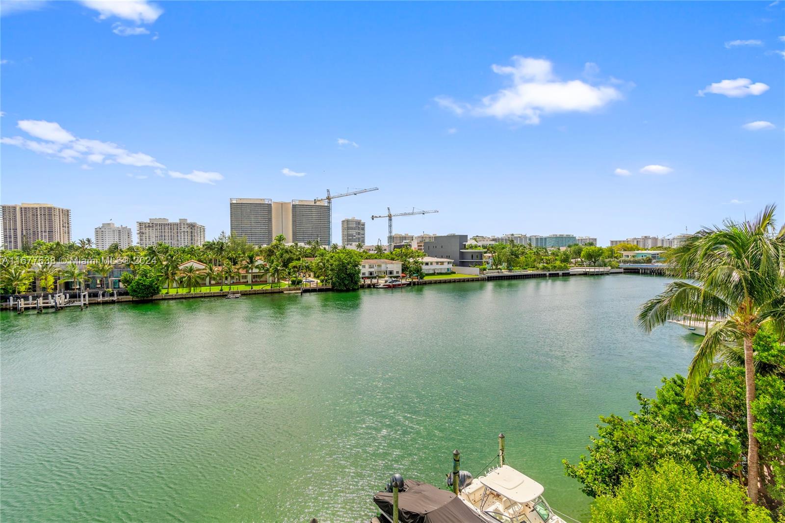9751 E Bay Harbor Dr # 11B