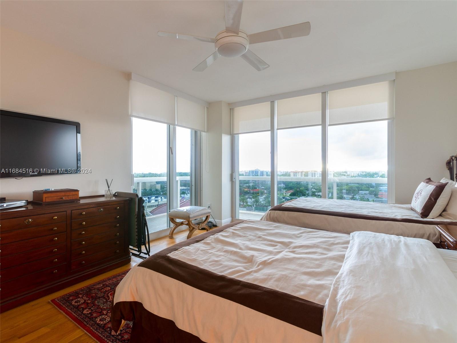 9559 Collins Ave # H Unit: S8-H