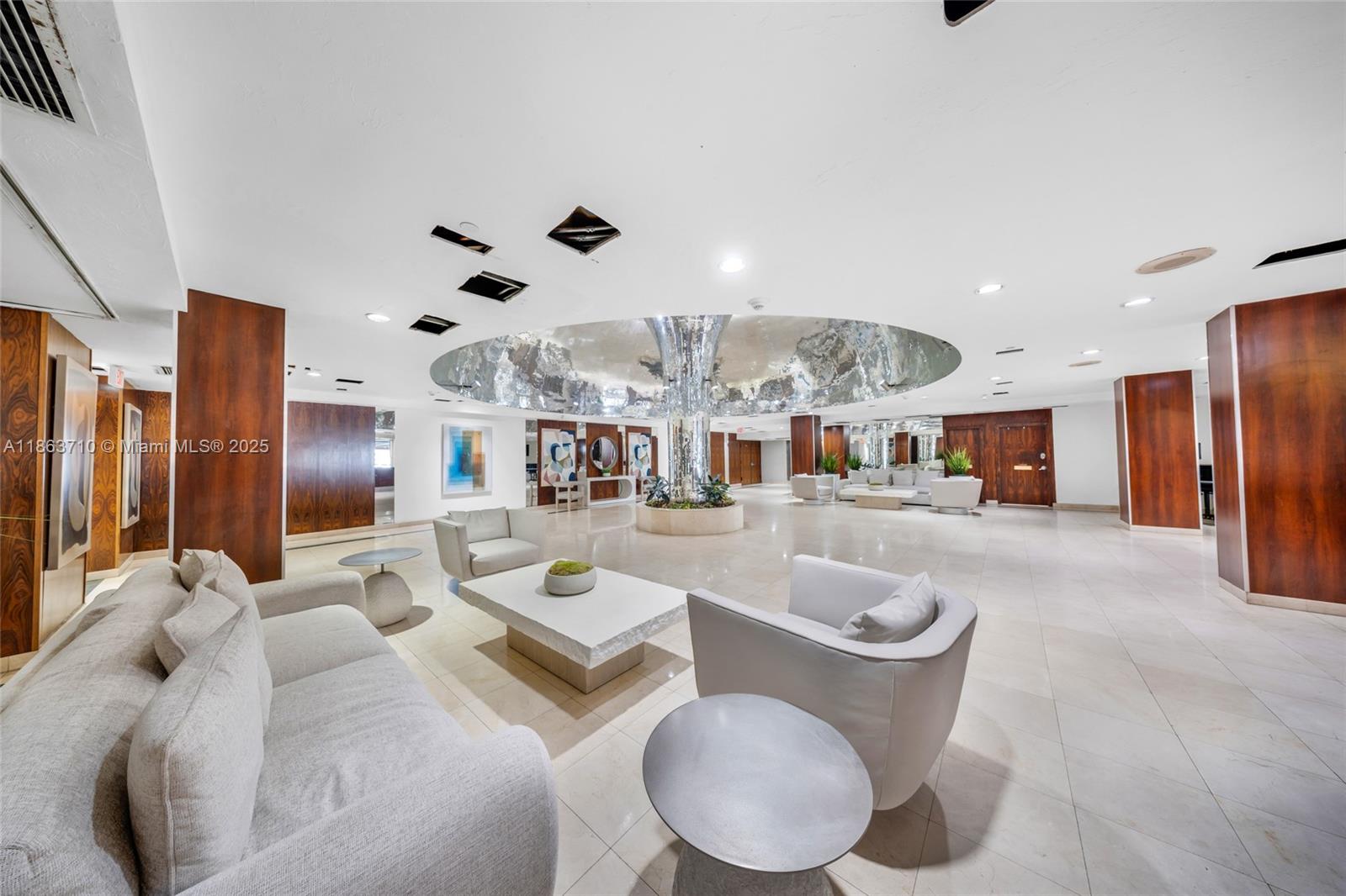 2655 Collins Ave # 407