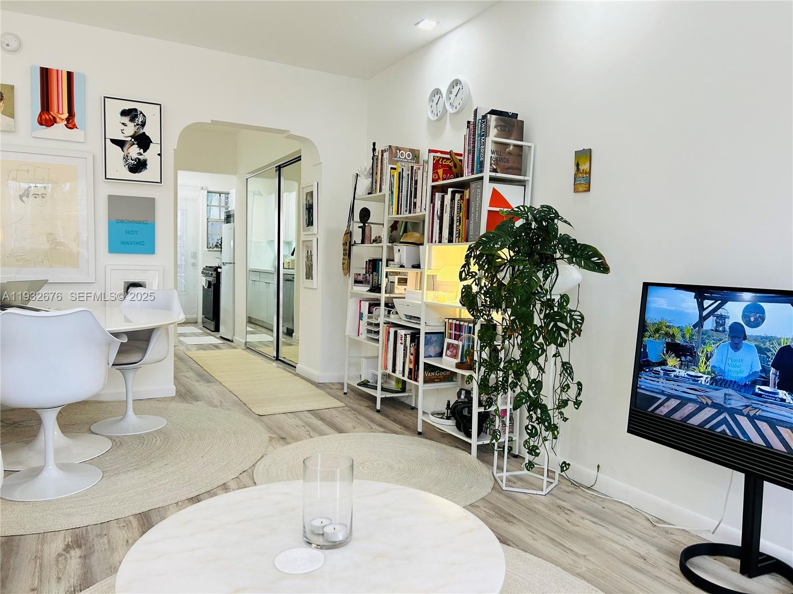 717 Espanola Way # 210