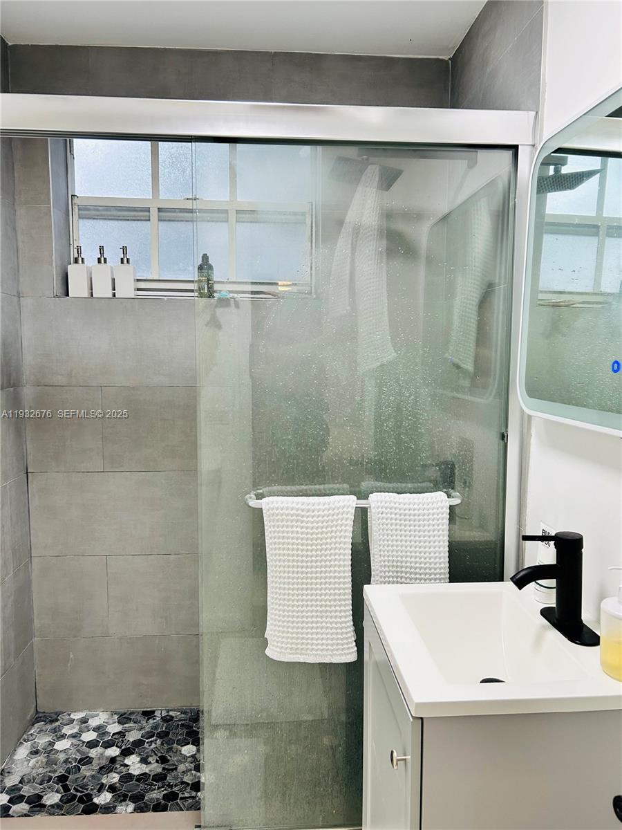 717 Espanola Way # 210