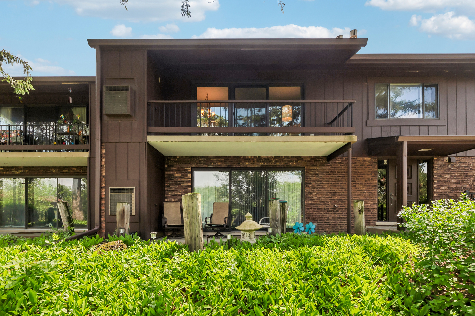 1320 Cass Lane W Unit: 201