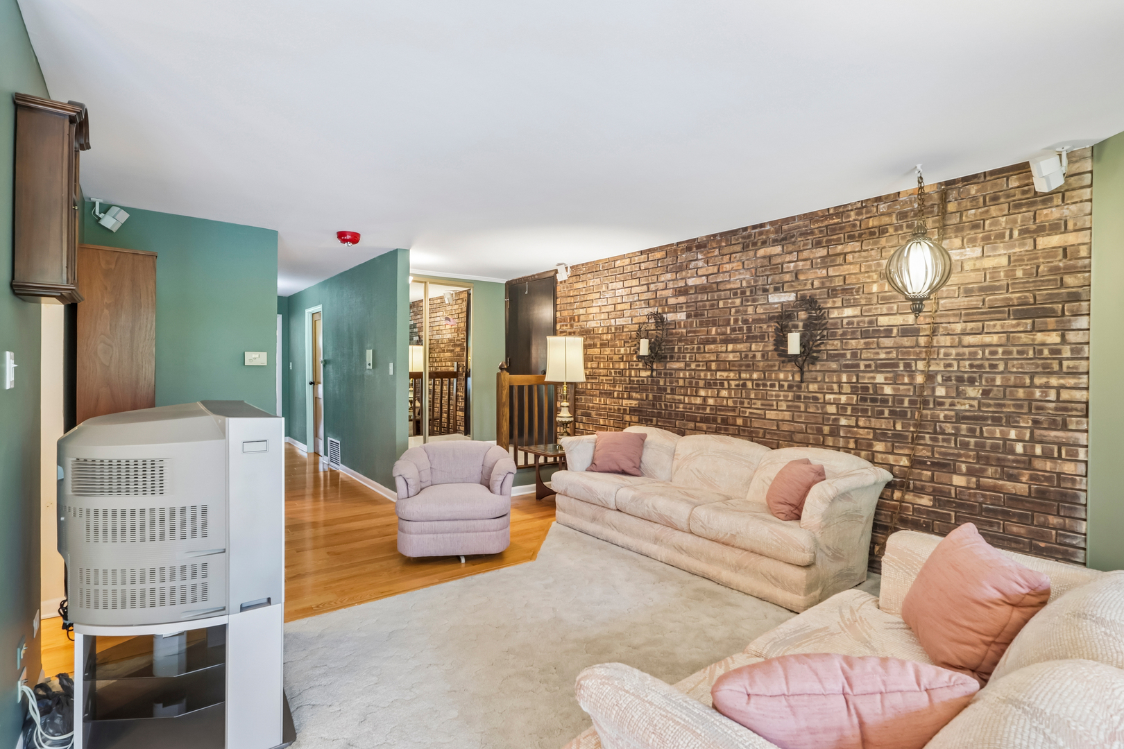 1320 Cass Lane W Unit: 201