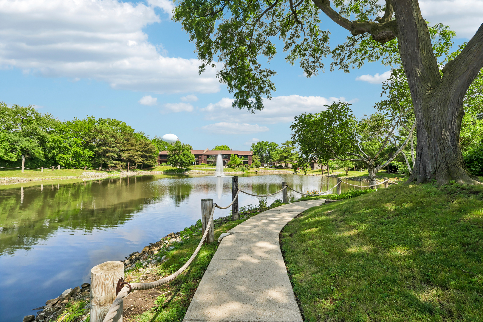 1320 Cass Lane W Unit: 201